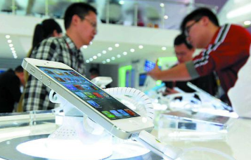 无限流量并不无限 为什么漫游费取消了你反而花了更多的钱？