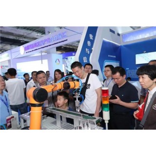 2019北京科博会-智能机器人主题展