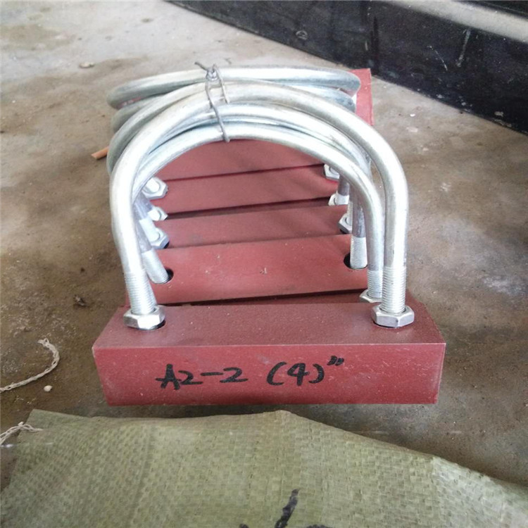 源头厂家生产 U形螺栓（带角钢 ）管夹管卡 一年质保
